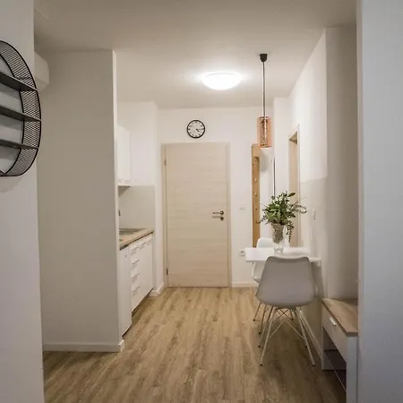 Jantar Apartmaji