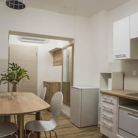 Jantar Apartmaji Appartement