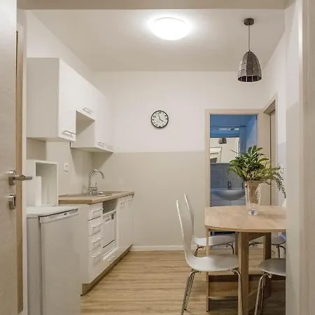 Jantar Apartmaji *