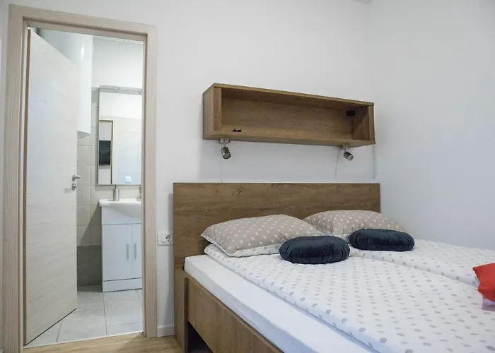 Lejlighed Jantar Apartmaji *